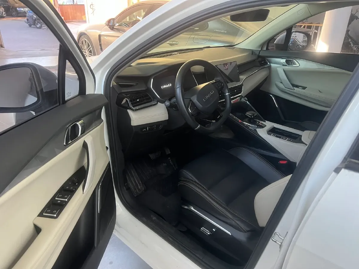 2020 LYNK&CO 06 EM-P 1.5T 177HP L3 7DCT PHEV 11.3KWH,autocango,china used car exporter,china ev exporter,chinese used car exporter,chinese used ev exporter