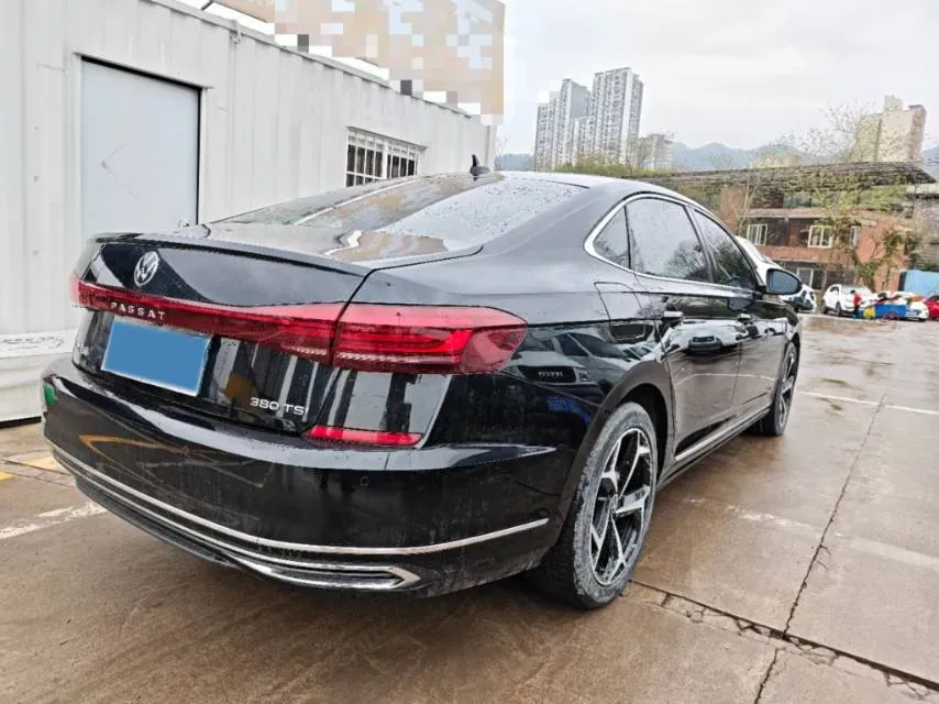 2024 Volkswagen Passat 2.0T 220HP L4 7DCT,autocango,china used car exporter,china ev exporter,chinese used car exporter,chinese used ev exporter
