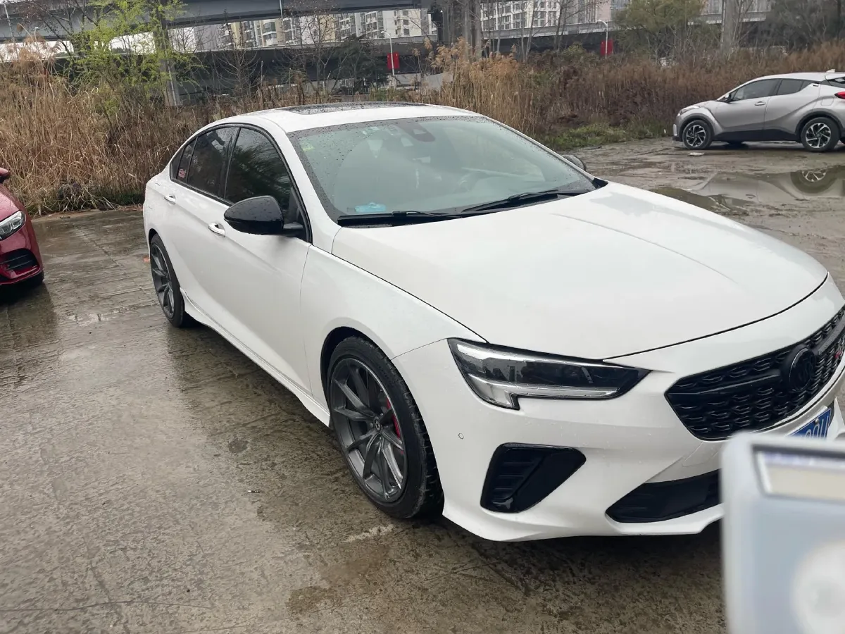 2021 Buick Regal 2.0T 237HP L4 9AT,autocango,china used car exporter,china ev exporter,chinese used car exporter,chinese used ev exporter