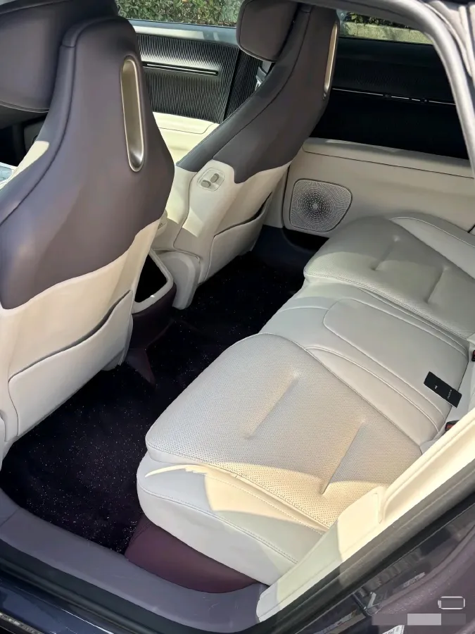 2025 Avatr 12 BEV 94.53KWH,autocango,china used car exporter,china ev exporter,chinese used car exporter,chinese used ev exporter