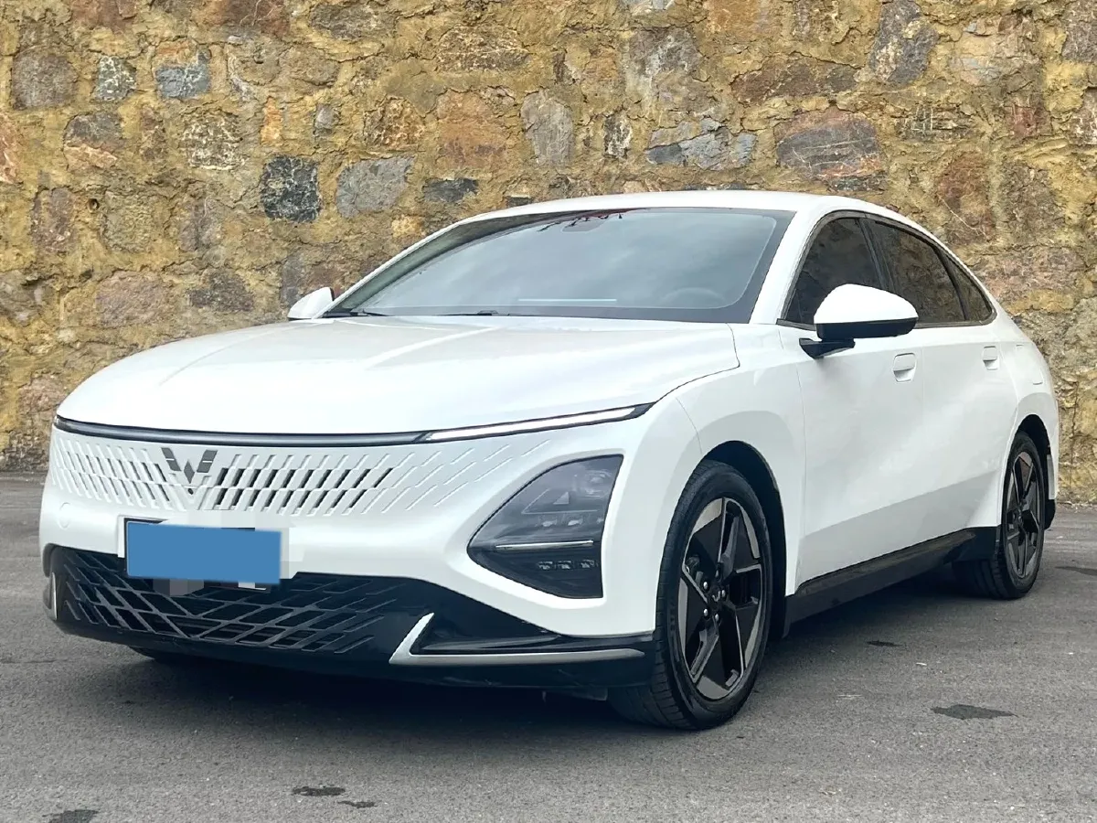 2023 WuLing XingGuang 1.5L 106HP L4 E-CVT PHEV 20.5KWH,autocango,china used car exporter,china ev exporter,chinese used car exporter,chinese used ev exporter