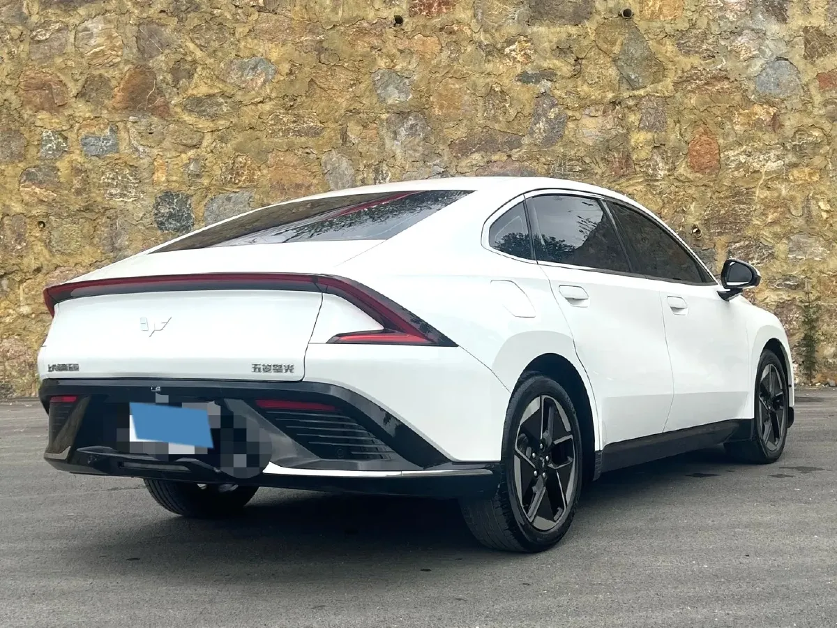 2023 WuLing XingGuang 1.5L 106HP L4 E-CVT PHEV 20.5KWH,autocango,china used car exporter,china ev exporter,chinese used car exporter,chinese used ev exporter