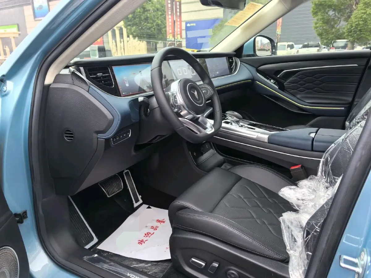 2021 Voyah FREE BEV 88KWH,autocango,china used car exporter,china ev exporter,chinese used car exporter,chinese used ev exporter