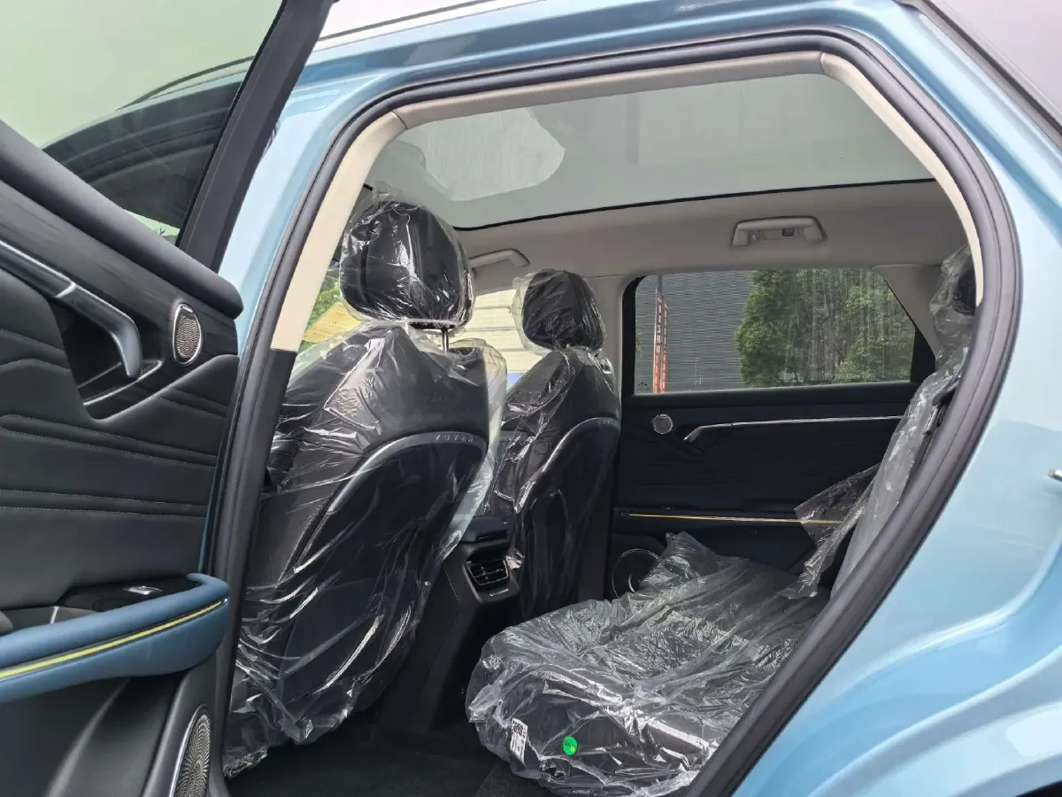 2021 Voyah FREE BEV 88KWH,autocango,china used car exporter,china ev exporter,chinese used car exporter,chinese used ev exporter