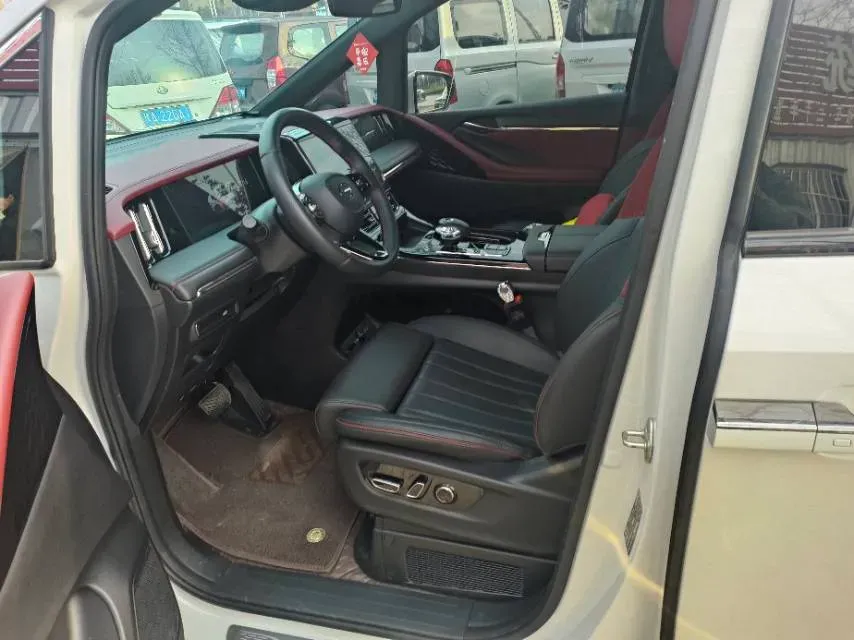 2024 GAC Trumpchi M8 2.0T 252HP L4 8AT,autocango,china used car exporter,china ev exporter,chinese used car exporter,chinese used ev exporter