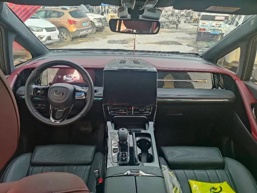 2024 GAC Trumpchi M8 2.0T 252HP L4 8AT,autocango,china used car exporter,china ev exporter,chinese used car exporter,chinese used ev exporter