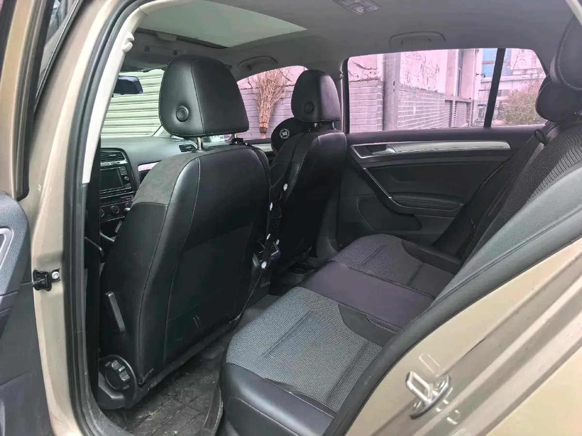 2018 Volkswagen Golf 1.6L 110HP L4 6AT,autocango,china used car exporter,china ev exporter,chinese used car exporter,chinese used ev exporter