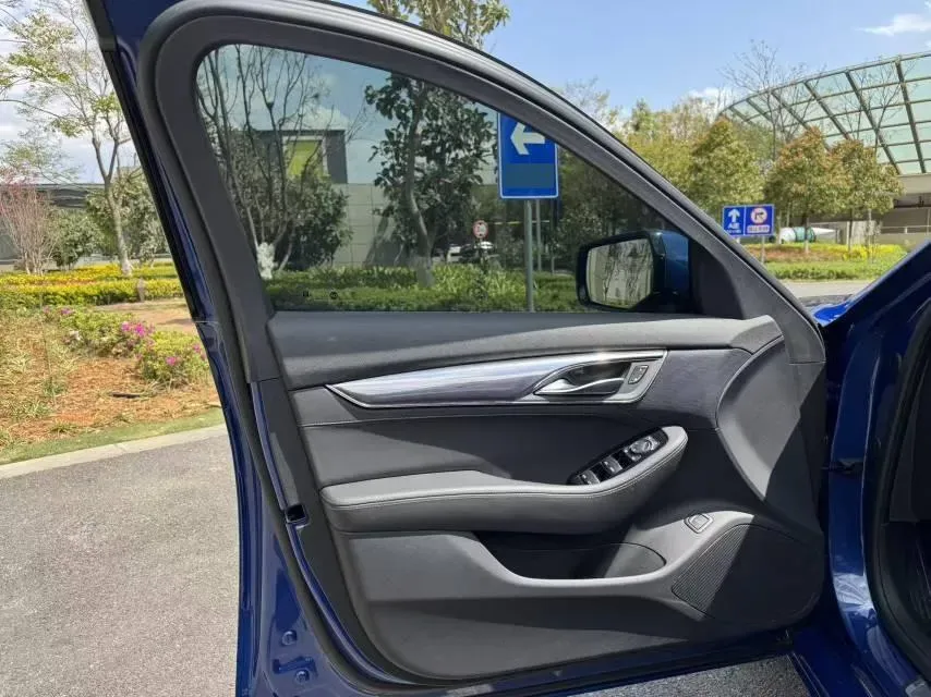 2020 Cadillac CT5 2.0T 237HP L4 10AT,autocango,china used car exporter,china ev exporter,chinese used car exporter,chinese used ev exporter