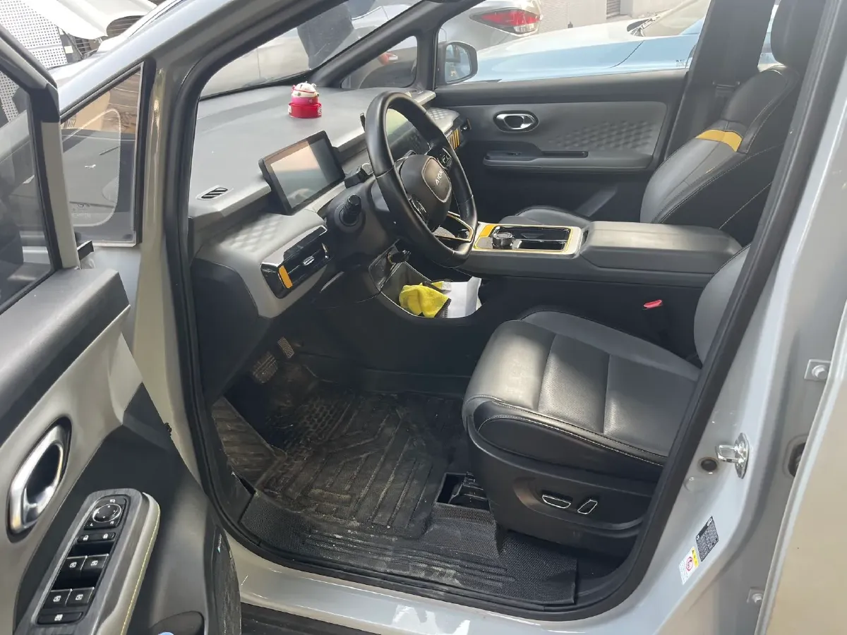 2022 Geely Okavango 1.8T 184HP L4 7DCT,autocango,china used car exporter,china ev exporter,chinese used car exporter,chinese used ev exporter