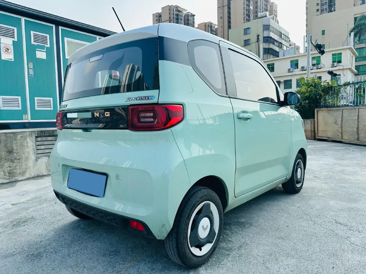 2021 WuLing HongGuang MINI EV BEV 13.9KWH,autocango,china used car exporter,china ev exporter,chinese used car exporter,chinese used ev exporter