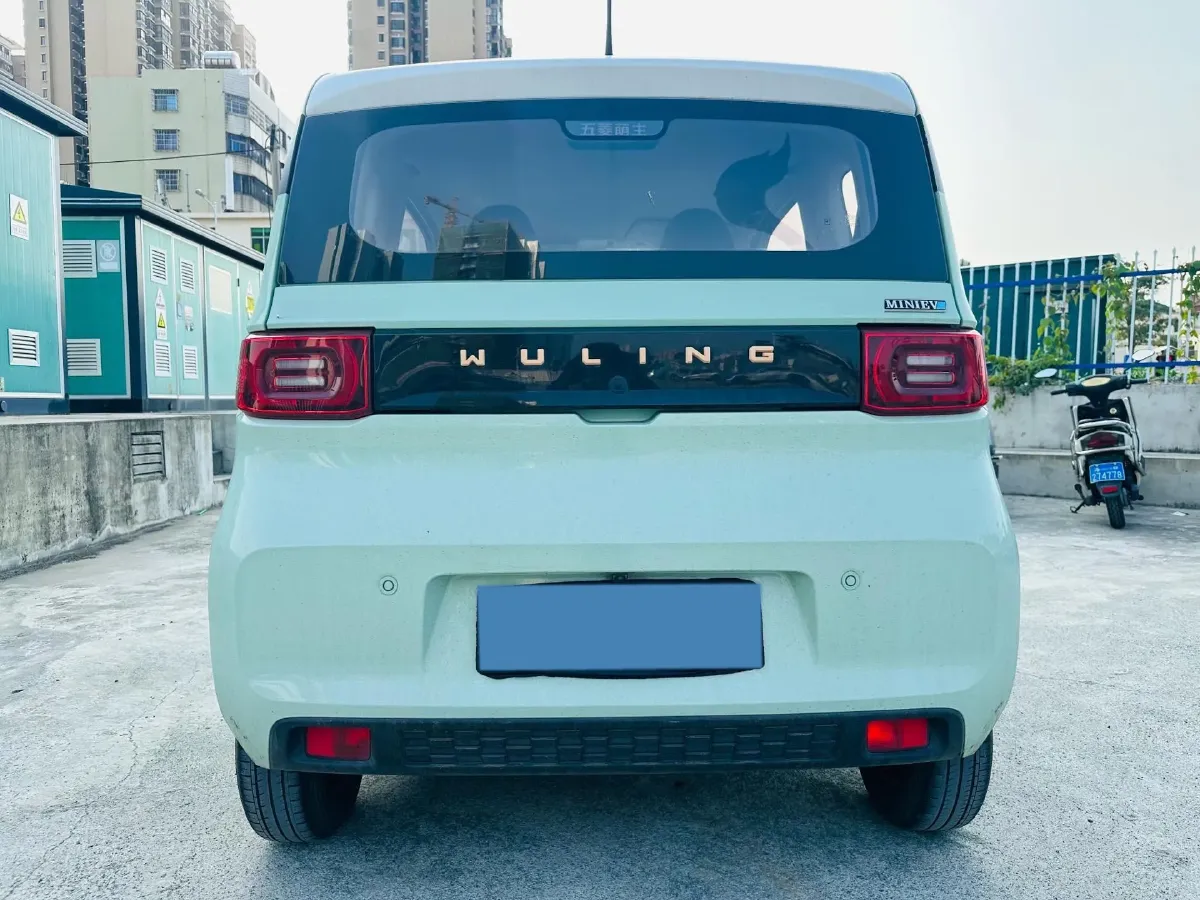 2021 WuLing HongGuang MINI EV BEV 13.9KWH,autocango,china used car exporter,china ev exporter,chinese used car exporter,chinese used ev exporter