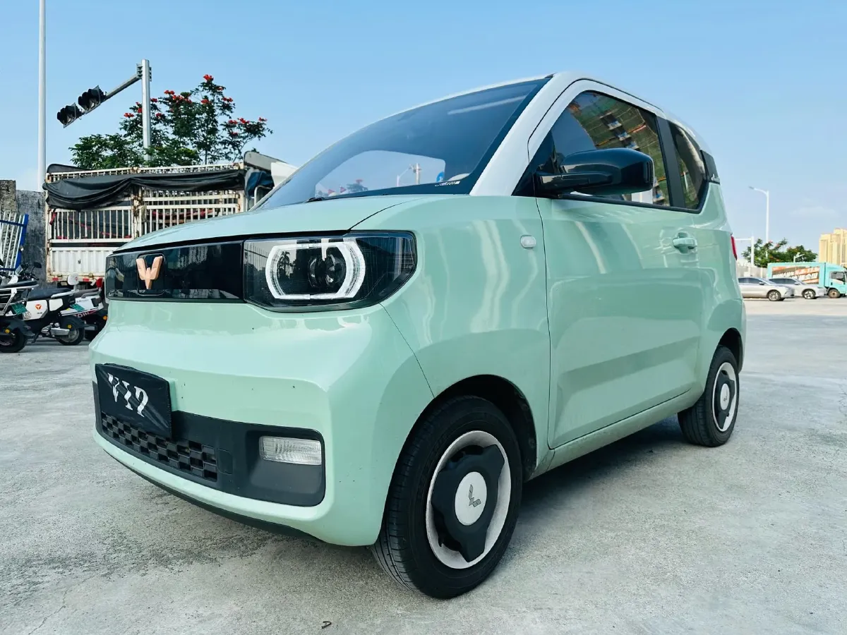 2021 WuLing HongGuang MINI EV BEV 13.9KWH,autocango,china used car exporter,china ev exporter,chinese used car exporter,chinese used ev exporter