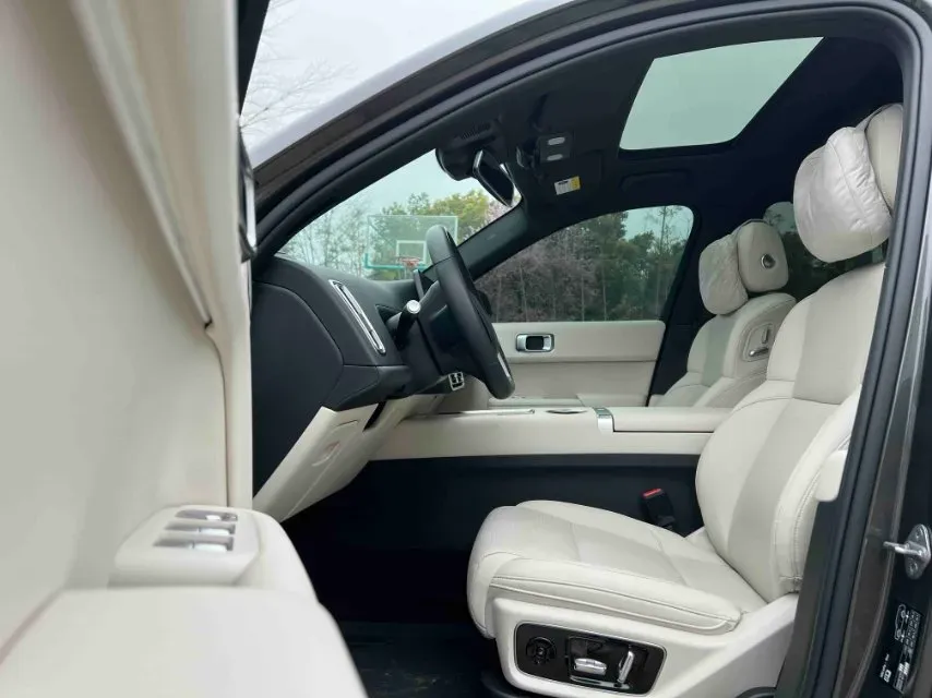 2023 Li L7 Range Extended 154HP REEV 40.9KWH,autocango,china used car exporter,china ev exporter,chinese used car exporter,chinese used ev exporter