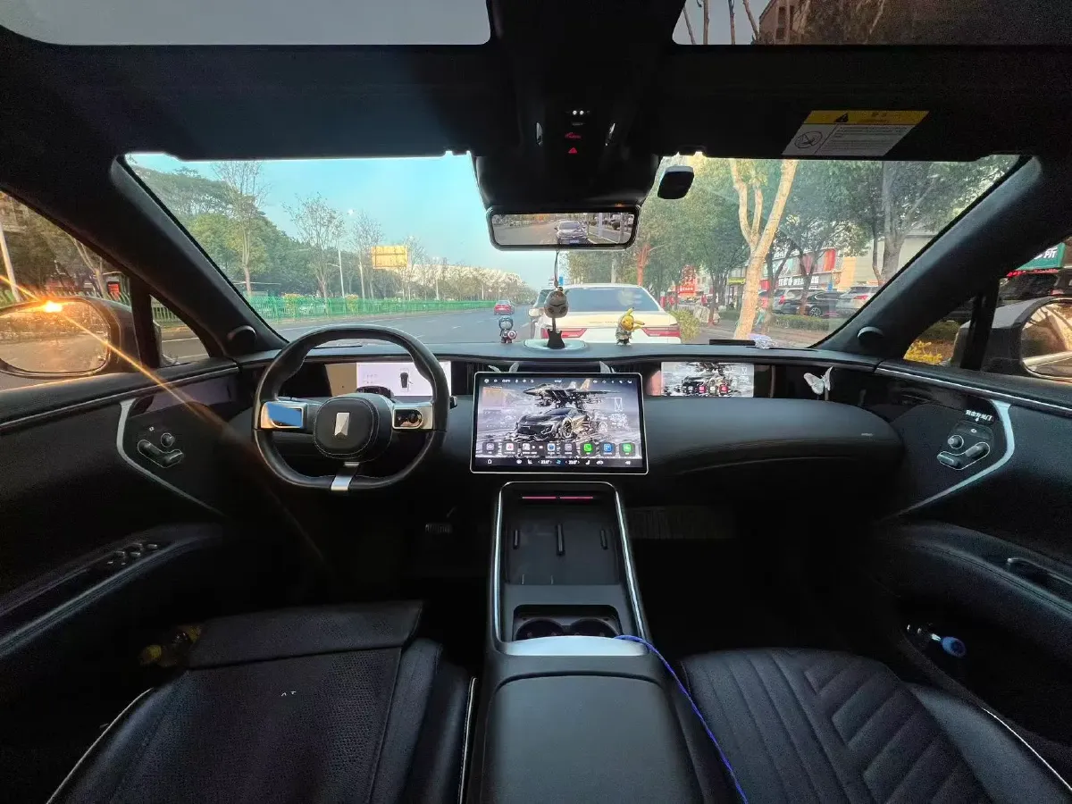 2023 Avatr 11 BEV 116.79KWH,autocango,china used car exporter,china ev exporter,chinese used car exporter,chinese used ev exporter