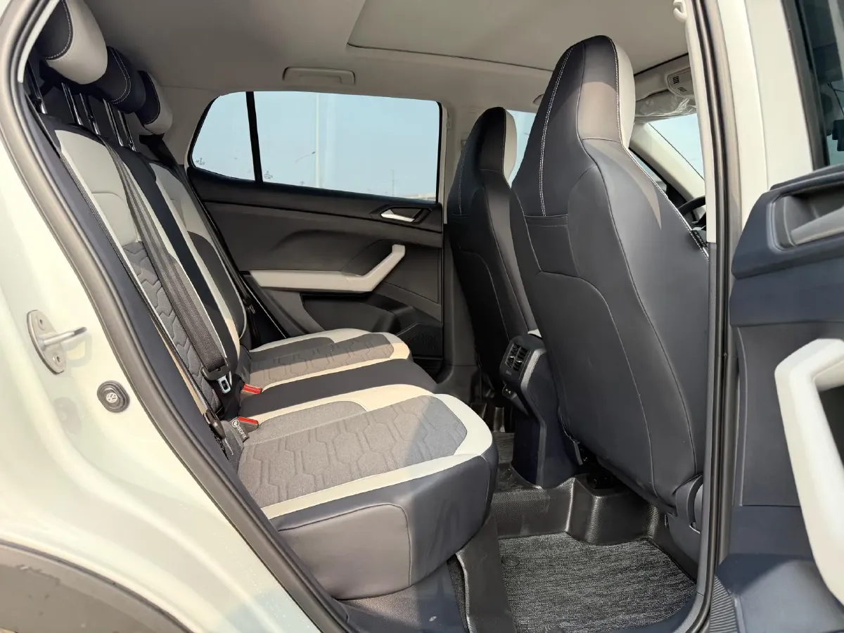 2026 Volkswagen Tharu 1.5L 110HP L4 6AT,autocango,china used car exporter,china ev exporter,chinese used car exporter,chinese used ev exporter