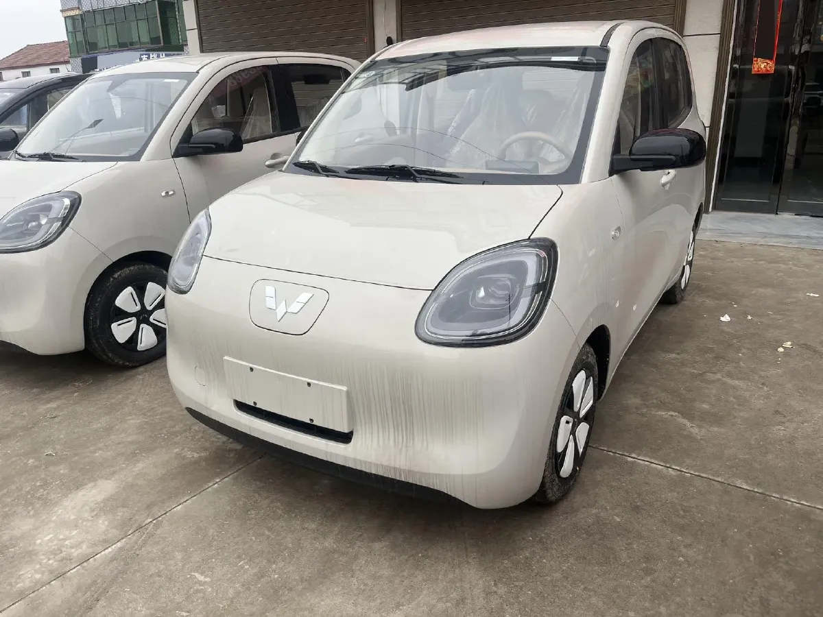 2025 WuLing HongGuang MINI EV BEV 16.2KWH,autocango,china used car exporter,china ev exporter,chinese used car exporter,chinese used ev exporter