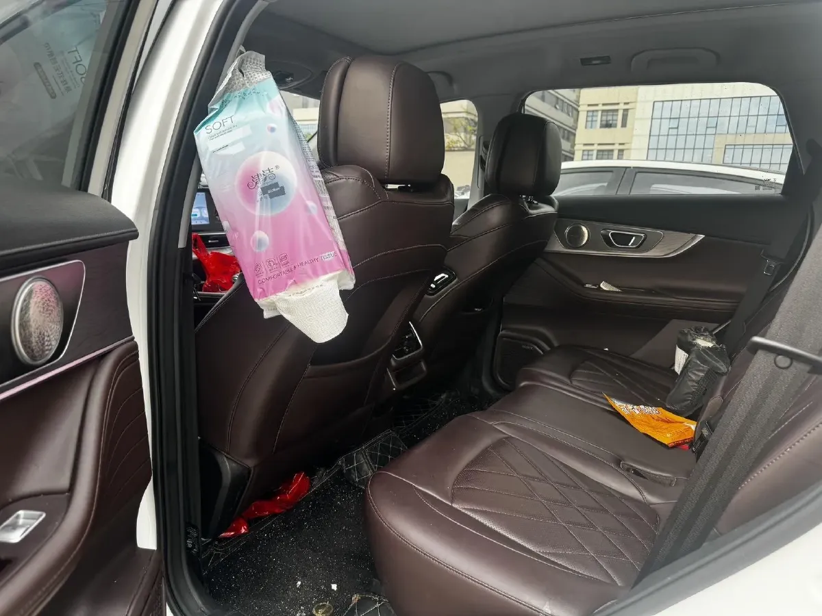 2024 Chery Tiggo 8 PRO 1.6T 197HP L4 7DCT,autocango,china used car exporter,china ev exporter,chinese used car exporter,chinese used ev exporter