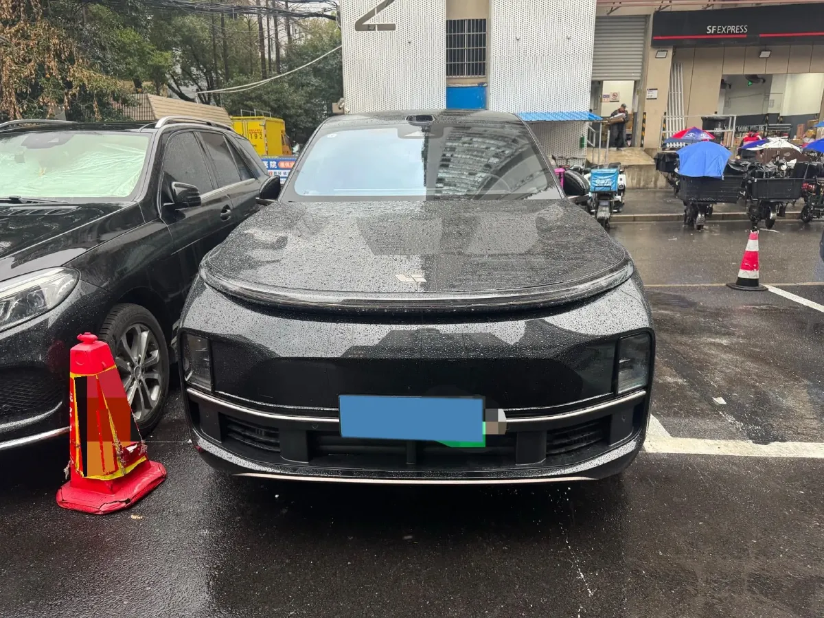 2025 Li L9 Range Extended 154HP REEV,autocango,china used car exporter,china ev exporter,chinese used car exporter,chinese used ev exporter