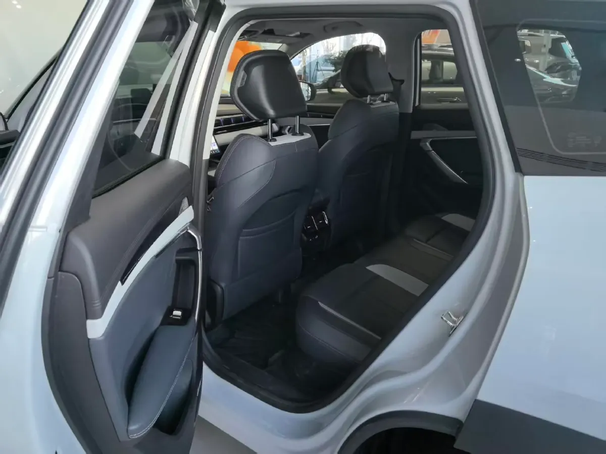 2024 Geely StarRay 1.5T 181HP L4 7DCT,autocango,china used car exporter,china ev exporter,chinese used car exporter,chinese used ev exporter