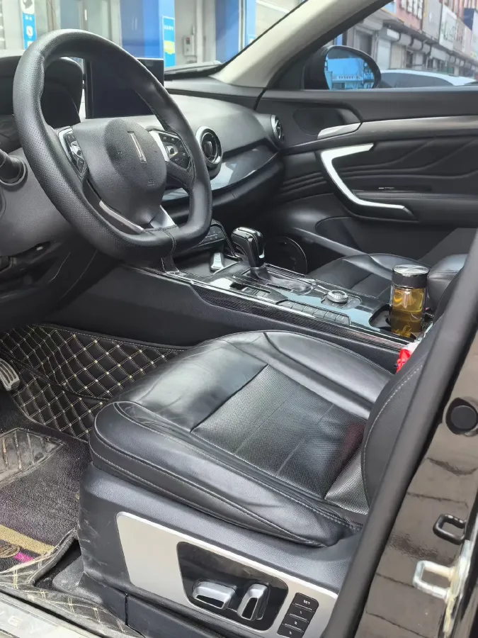 2017 WEY VV7 2.0T 234HP L4 7DCT,autocango,china used car exporter,china ev exporter,chinese used car exporter,chinese used ev exporter