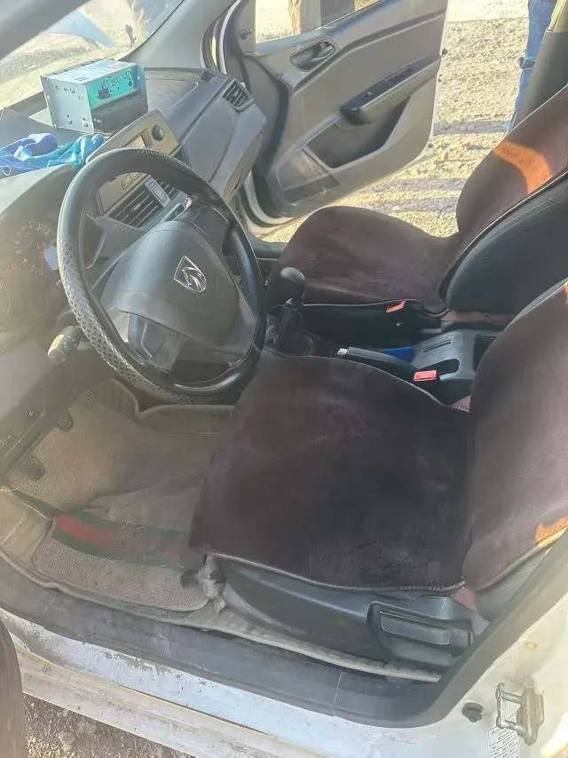 2018 WuLing HongGuang 1.2L 82HP L4 5MT,autocango,china used car exporter,china ev exporter,chinese used car exporter,chinese used ev exporter