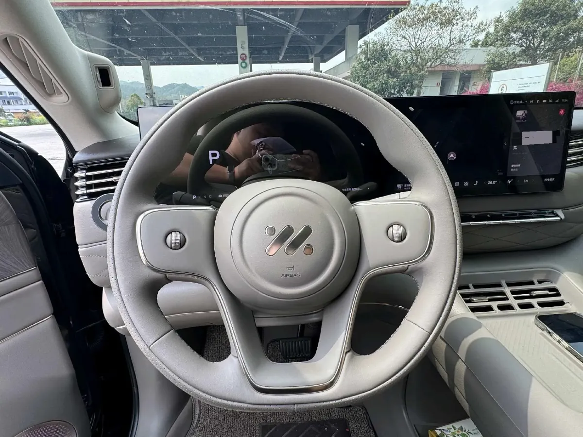 2026 IM LS9 REEV 155HP REEV,autocango,china used car exporter,china ev exporter,chinese used car exporter,chinese used ev exporter