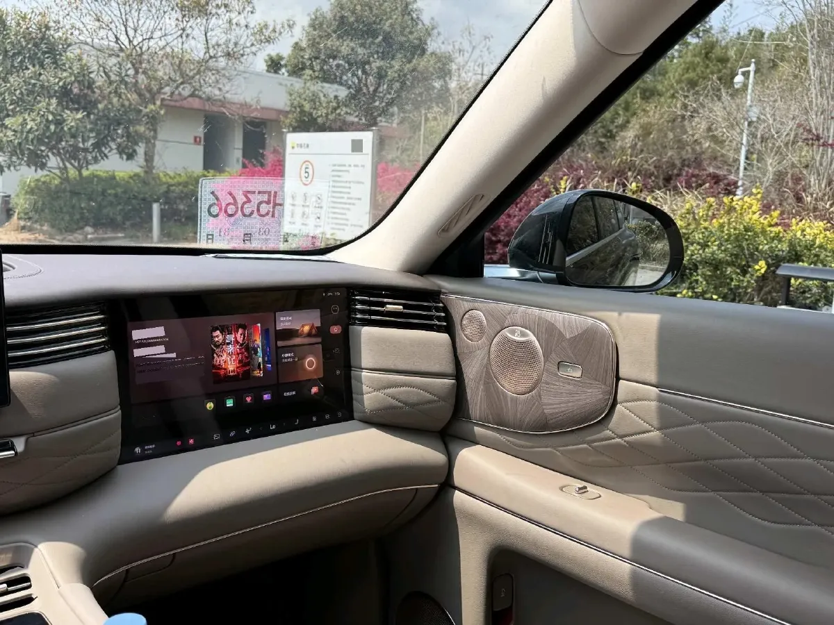 2026 IM LS9 REEV 155HP REEV,autocango,china used car exporter,china ev exporter,chinese used car exporter,chinese used ev exporter