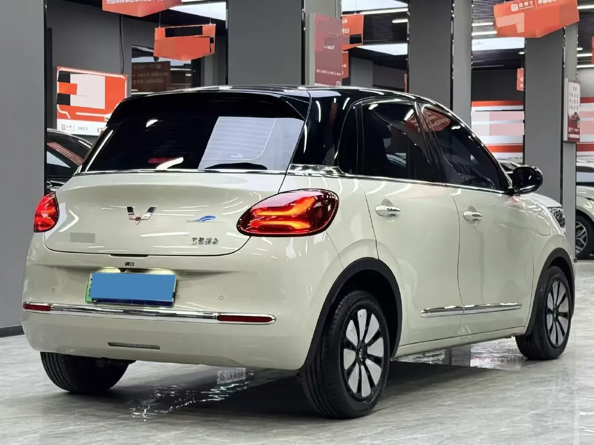 2023 WuLing BinGuo BEV 31.9KWH,autocango,china used car exporter,china ev exporter,chinese used car exporter,chinese used ev exporter