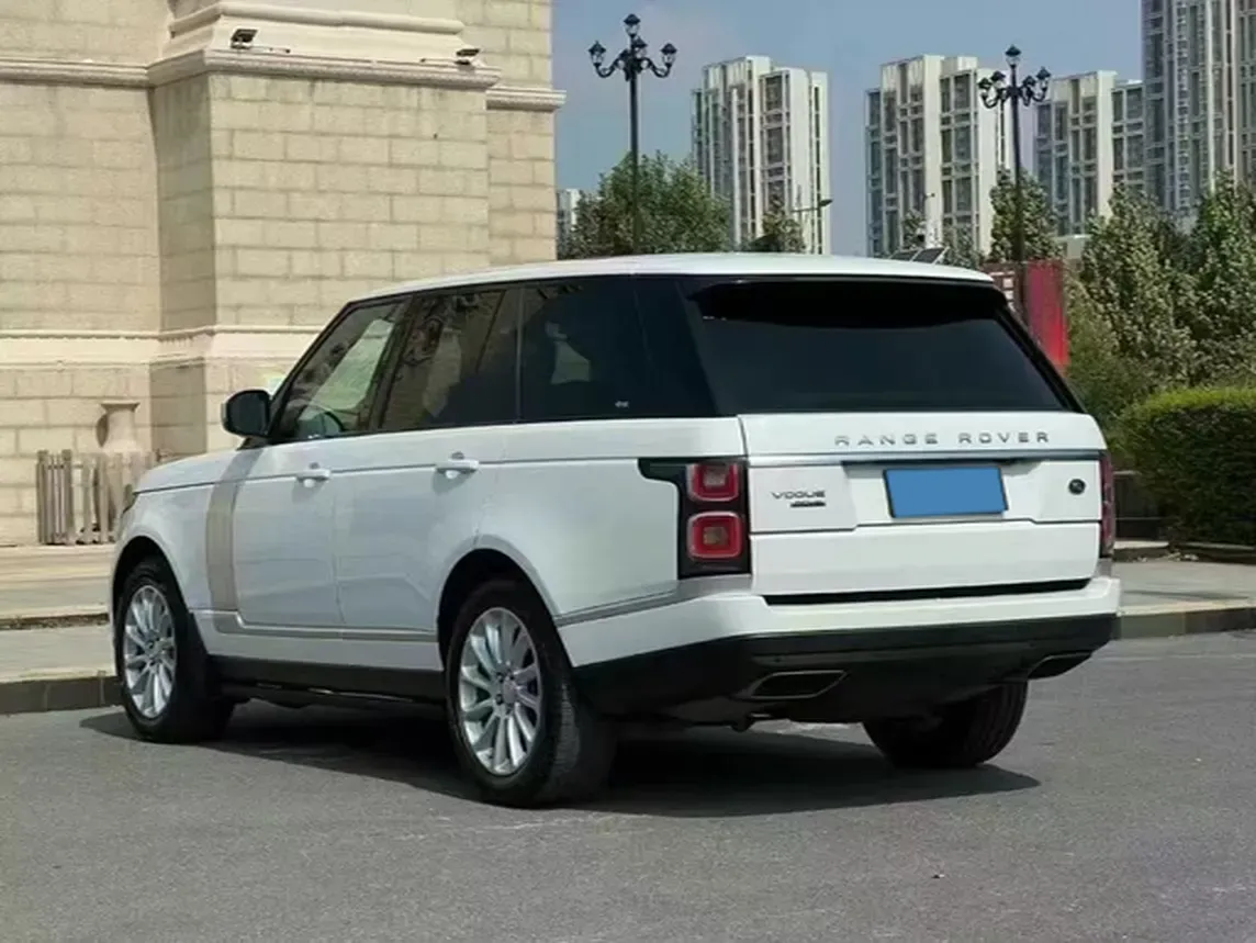 2019 BMW 7 Series 3.0T 340HP L6 8AT,autocango,china used car exporter,china ev exporter,chinese used car exporter,chinese used ev exporter