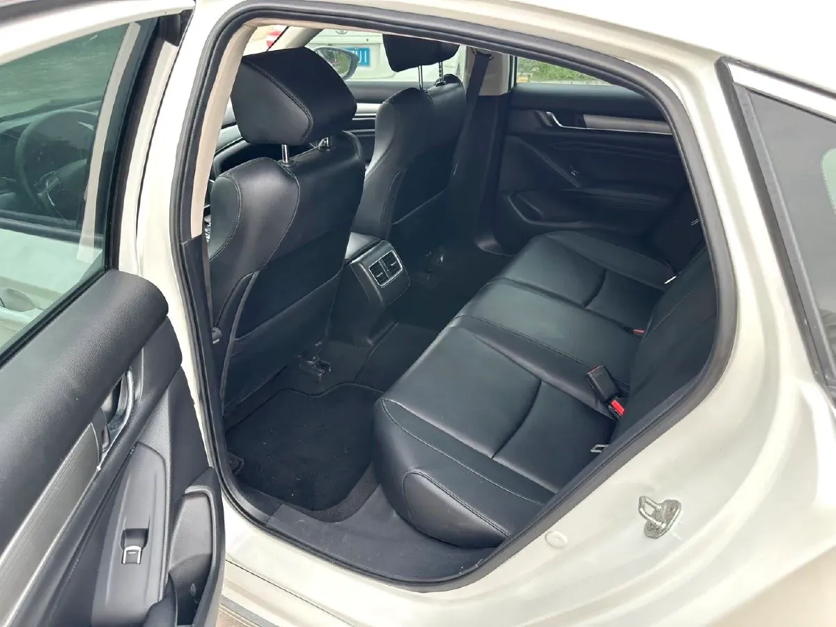 2018 Honda Accord 1.5T 194HP L4 CVT,autocango,china used car exporter,china ev exporter,chinese used car exporter,chinese used ev exporter