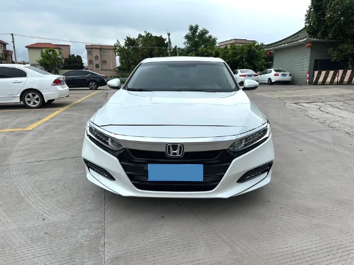2018 Honda Accord 1.5T 194HP L4 CVT,autocango,china used car exporter,china ev exporter,chinese used car exporter,chinese used ev exporter