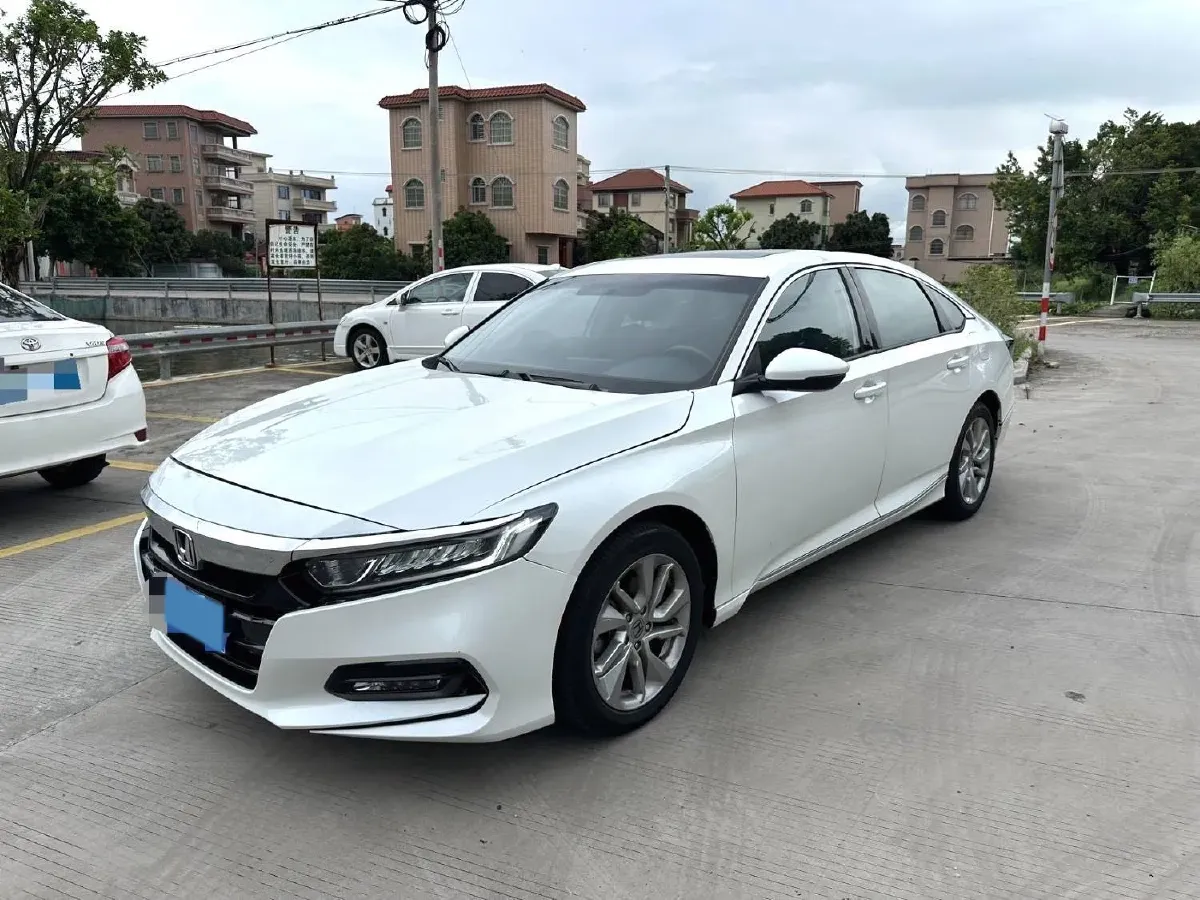 2018 Honda Accord 1.5T 194HP L4 CVT,autocango,china used car exporter,china ev exporter,chinese used car exporter,chinese used ev exporter
