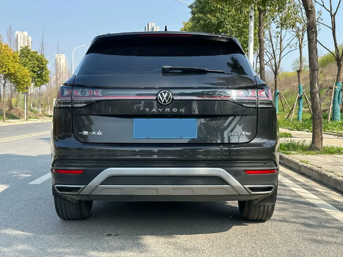 2023 Volkswagen Tayron 2.0T 186HP L4 7DCT,autocango,china used car exporter,china ev exporter,chinese used car exporter,chinese used ev exporter