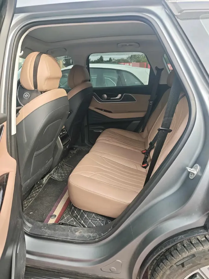 2024 Geely Monjaro 2.0T 218HP L4 7DCT,autocango,china used car exporter,china ev exporter,chinese used car exporter,chinese used ev exporter