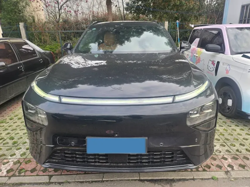 2025 Xpeng G9 BEV 79KWH,autocango,china used car exporter,china ev exporter,chinese used car exporter,chinese used ev exporter