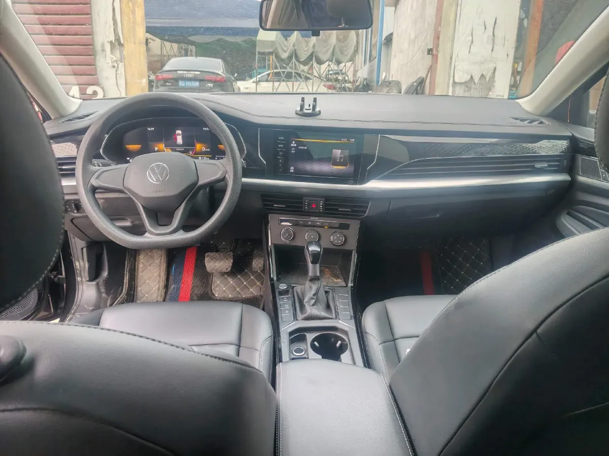 2023 Volkswagen Passat 1.4T 150HP L4 7DCT,autocango,china used car exporter,china ev exporter,chinese used car exporter,chinese used ev exporter