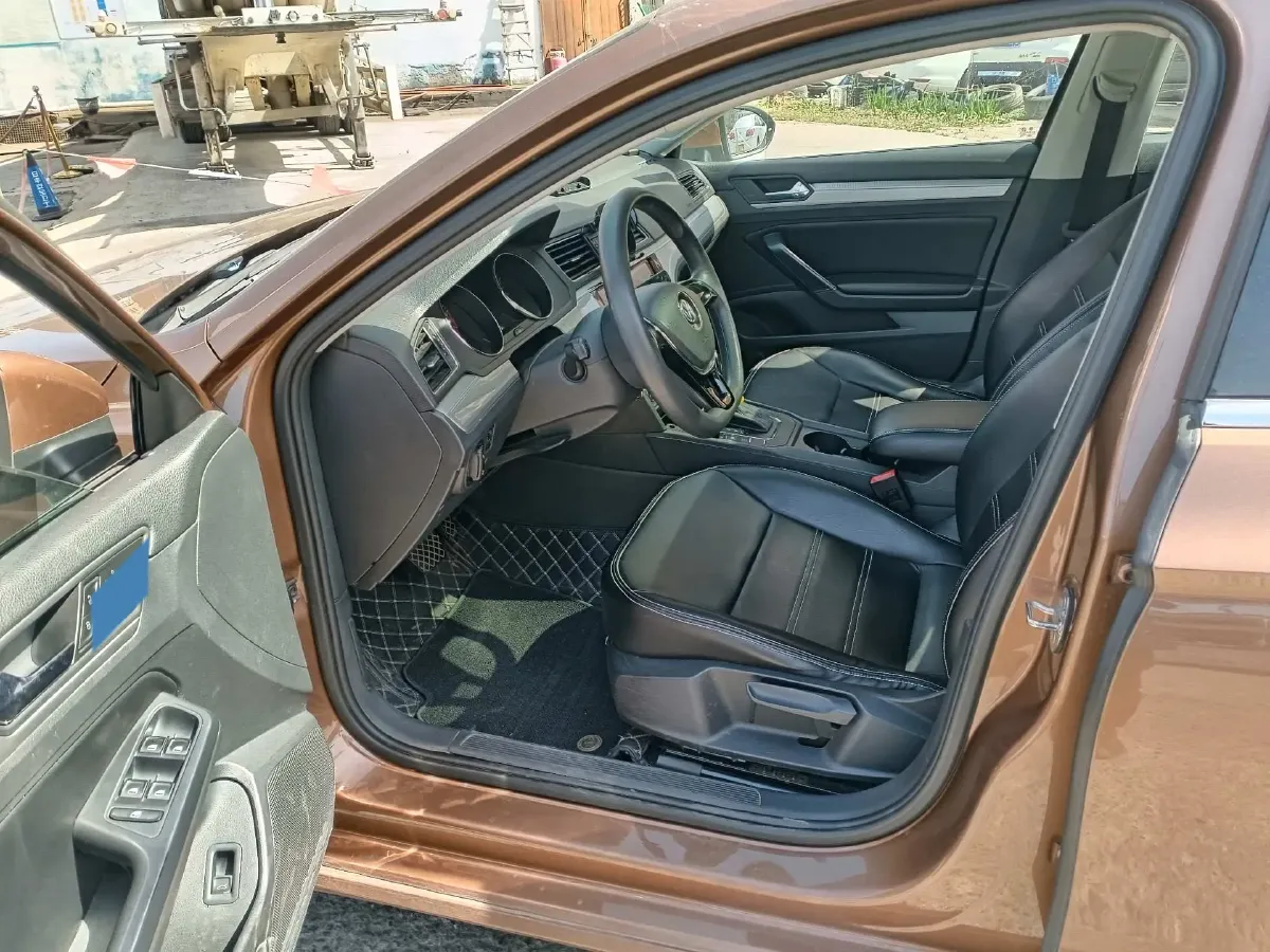 2018 Volkswagen Lamando 1.4T 131HP L4 7DCT,autocango,china used car exporter,china ev exporter,chinese used car exporter,chinese used ev exporter