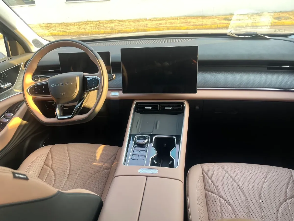 2024 Chery Tiggo8L 2.0T 254HP L4 8AT,autocango,china used car exporter,china ev exporter,chinese used car exporter,chinese used ev exporter