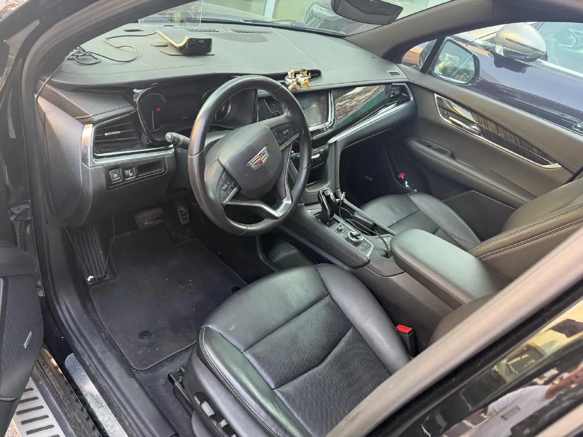 2020 Cadillac XT6 2.0T 237HP L4 9AT,autocango,china used car exporter,china ev exporter,chinese used car exporter,chinese used ev exporter