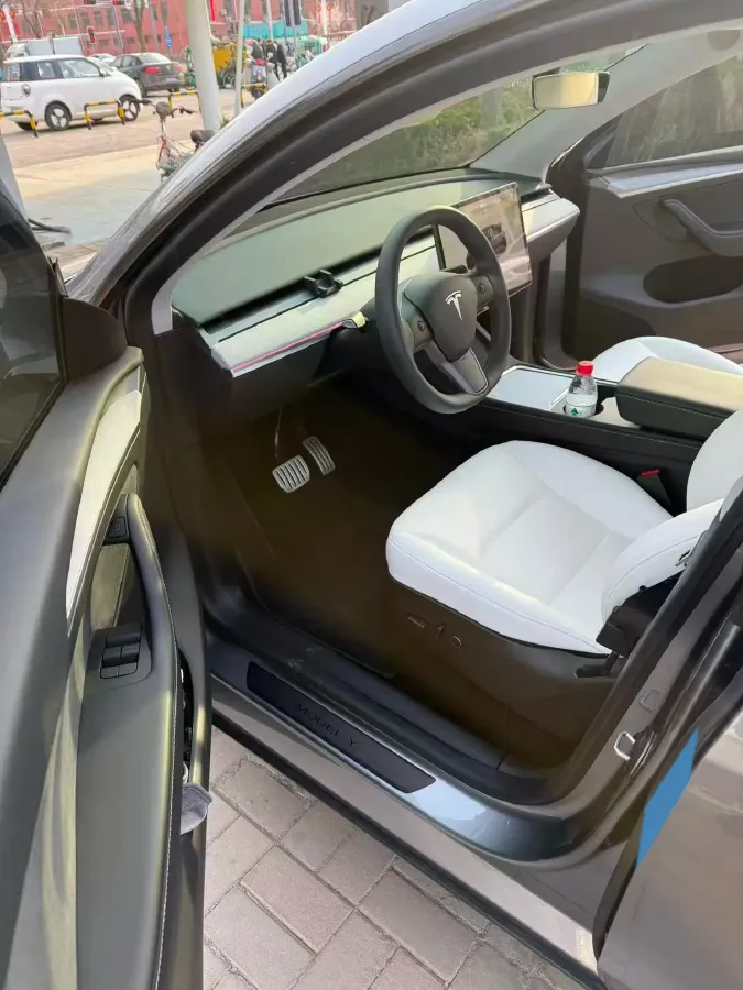 2024 Tesla Model Y BEV 78.4KWH,autocango,china used car exporter,china ev exporter,chinese used car exporter,chinese used ev exporter