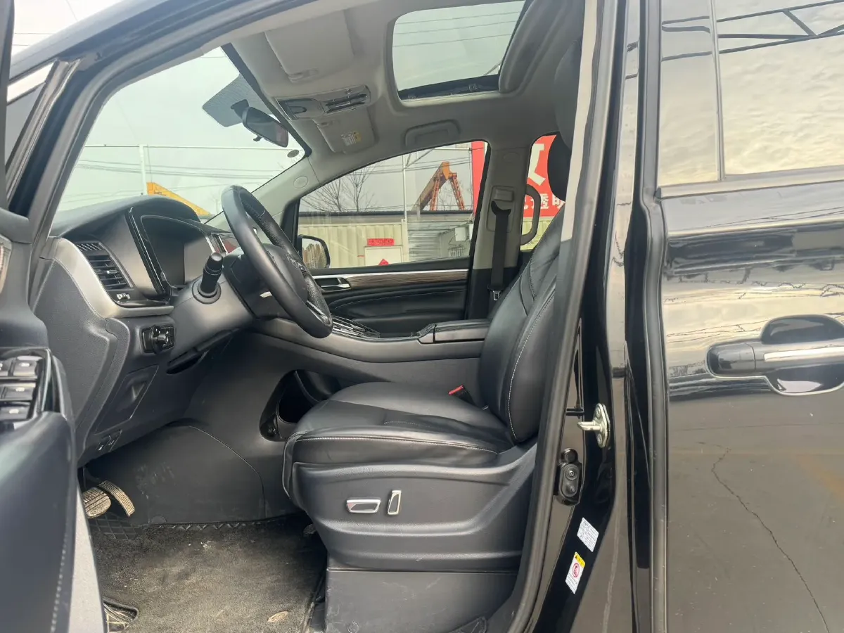 2023 GAC Trumpchi M8 2.0T 252HP L4 8AT,autocango,china used car exporter,china ev exporter,chinese used car exporter,chinese used ev exporter