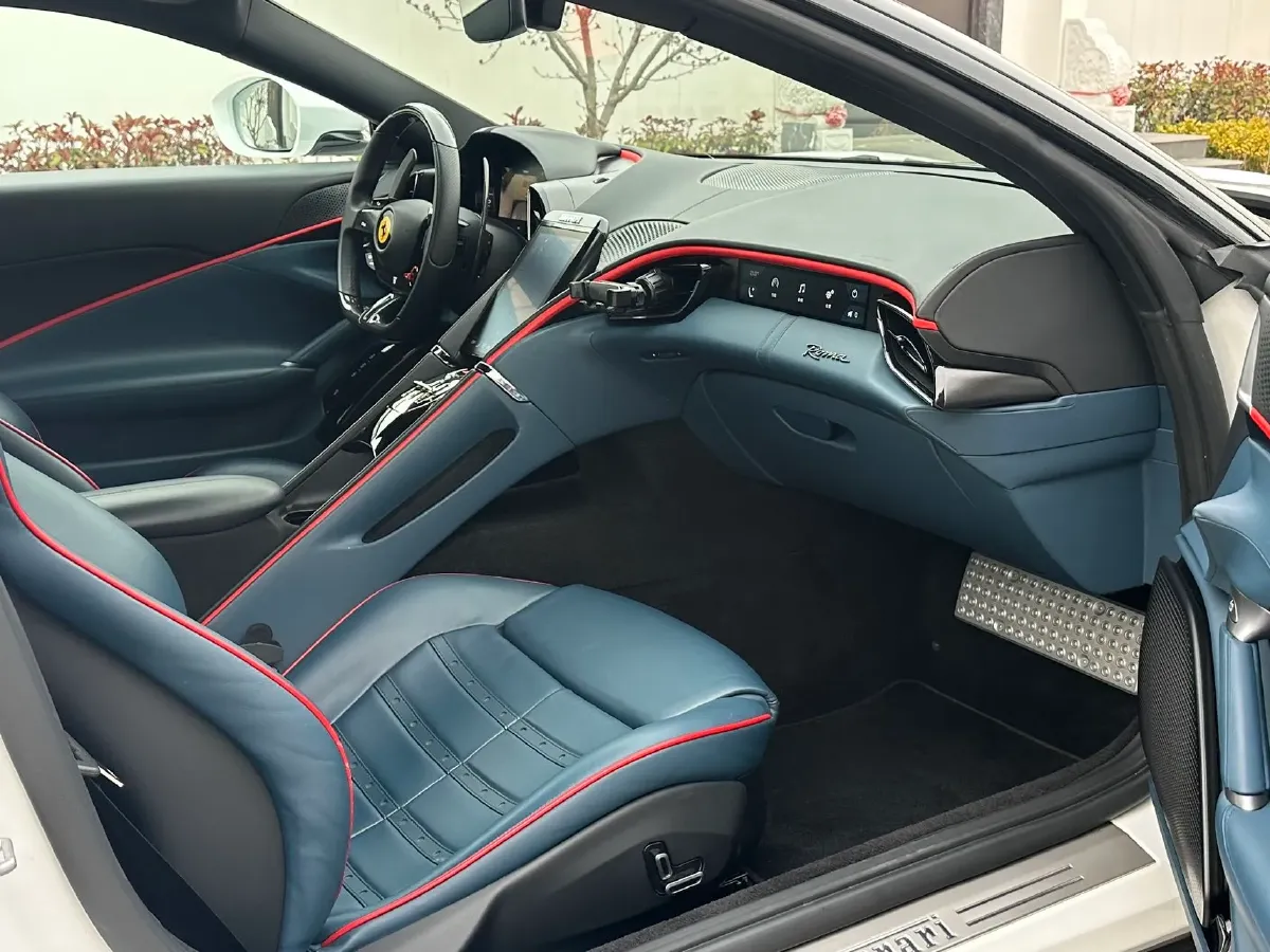 2020 Ferrari Roma 3.9T 620HP V8 8DCT,autocango,china used car exporter,china ev exporter,chinese used car exporter,chinese used ev exporter