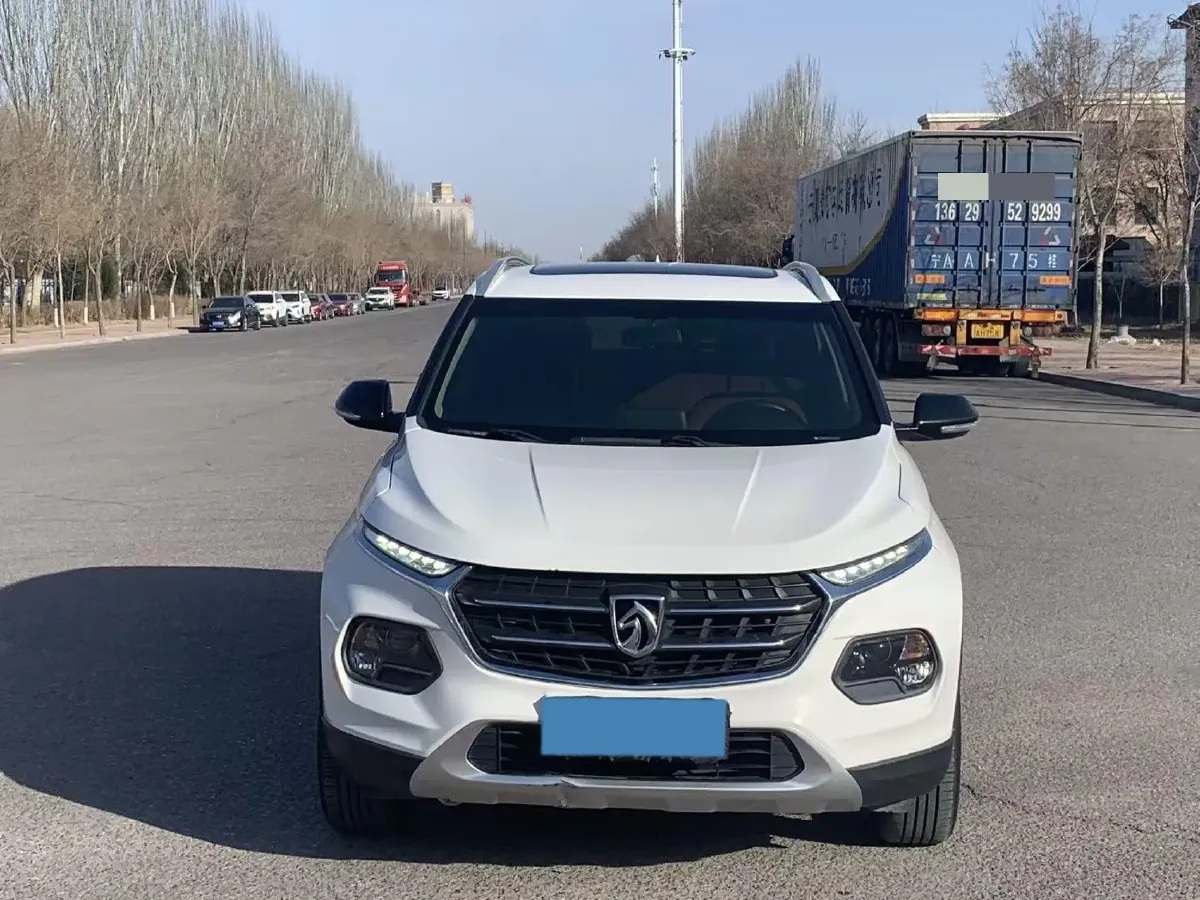 2017 HaiMa S5 Young Edition 1.6L 122HP L4 5MT,autocango,china used car exporter,china ev exporter,chinese used car exporter,chinese used ev exporter