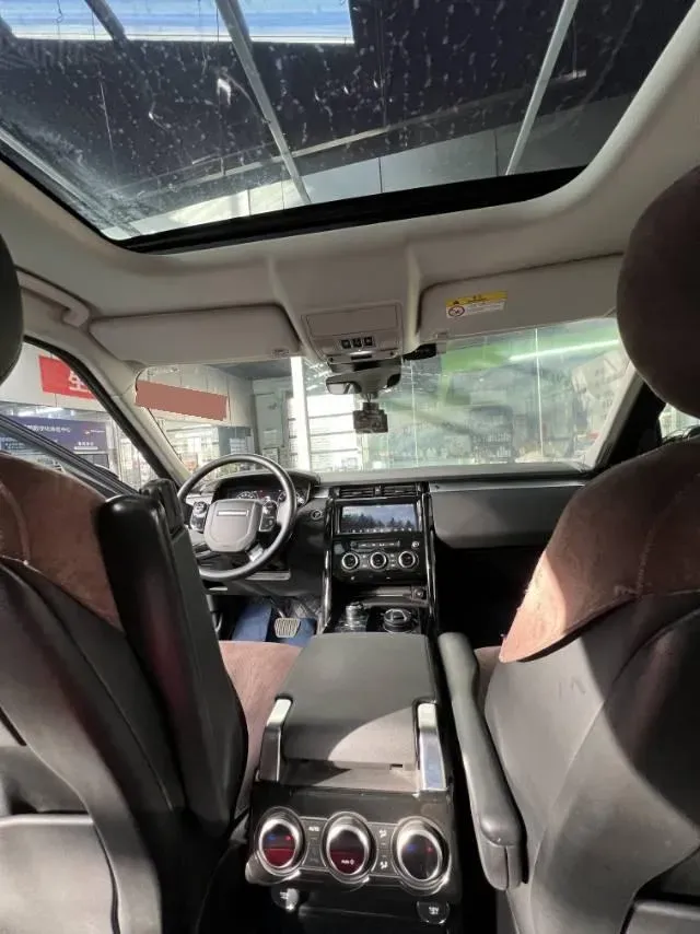 2020 Land Rover Discovery 3.0T 340HP V6 8AT,autocango,china used car exporter,china ev exporter,chinese used car exporter,chinese used ev exporter