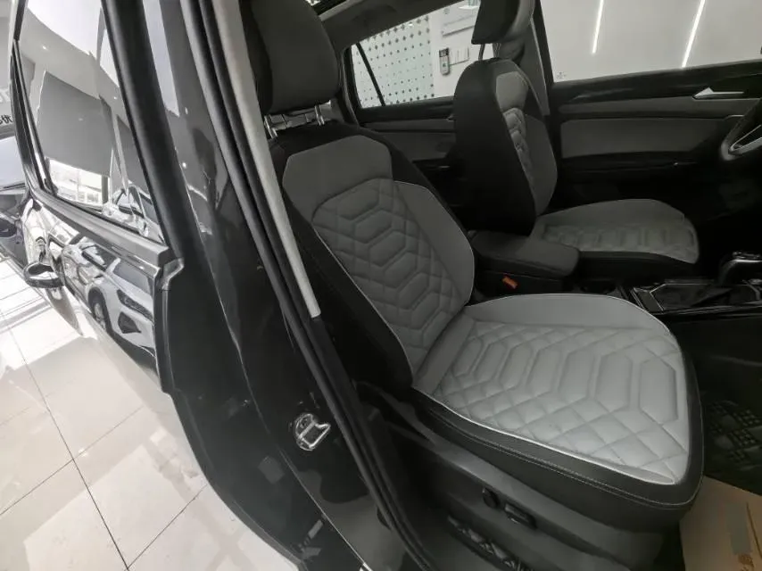 2023 Volkswagen Tayron 1.4T 150HP L4 7DCT,autocango,china used car exporter,china ev exporter,chinese used car exporter,chinese used ev exporter