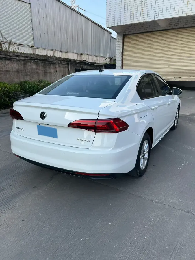 2021 Volkswagen Bora 1.5L 113HP L4 5MT,autocango,china used car exporter,china ev exporter,chinese used car exporter,chinese used ev exporter
