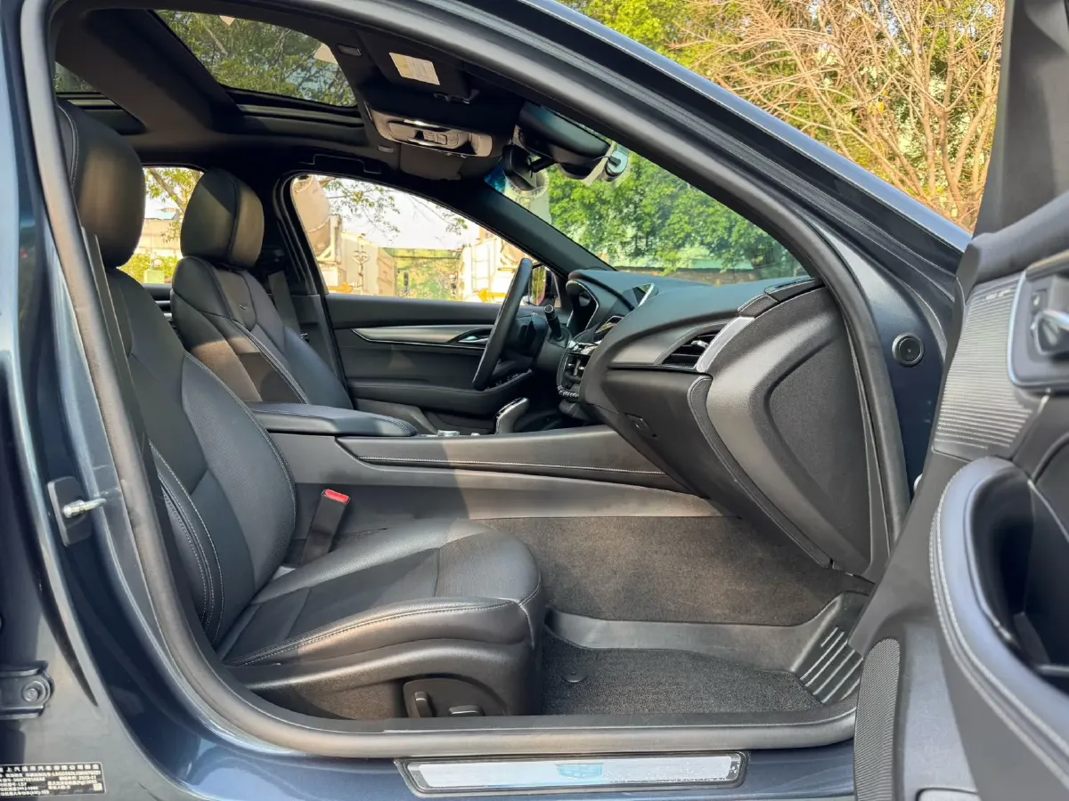 2021 Cadillac CT5 2.0T 237HP L4 10AT,autocango,china used car exporter,china ev exporter,chinese used car exporter,chinese used ev exporter