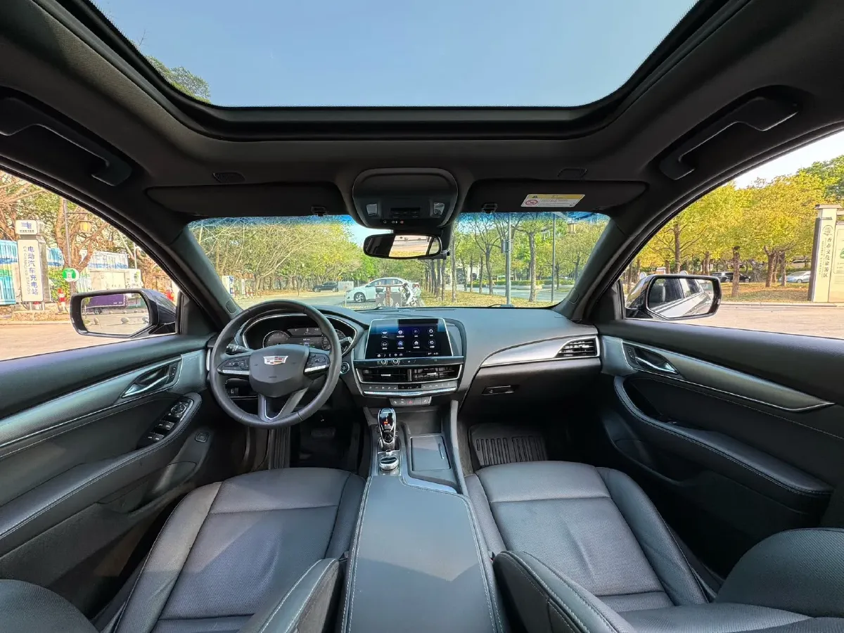 2021 Cadillac CT5 2.0T 237HP L4 10AT,autocango,china used car exporter,china ev exporter,chinese used car exporter,chinese used ev exporter