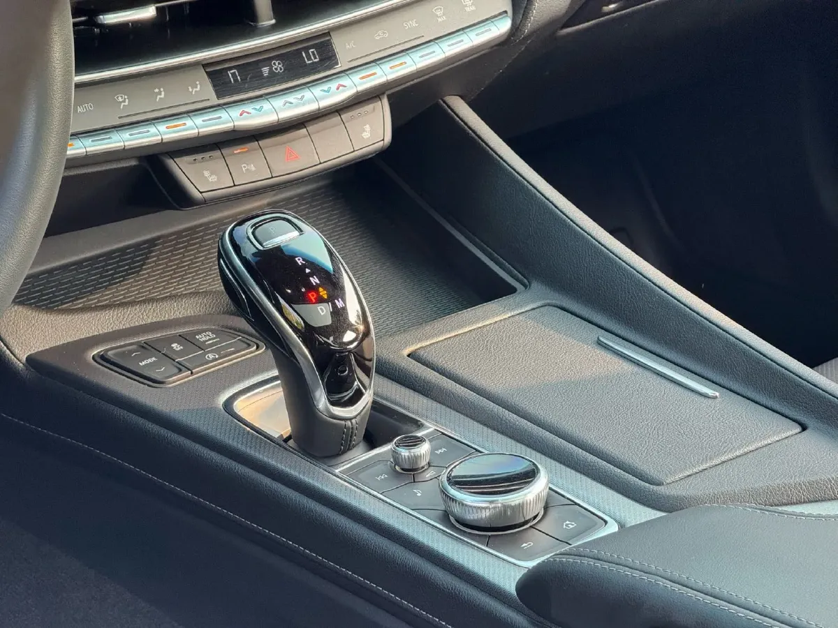 2021 Cadillac CT5 2.0T 237HP L4 10AT,autocango,china used car exporter,china ev exporter,chinese used car exporter,chinese used ev exporter