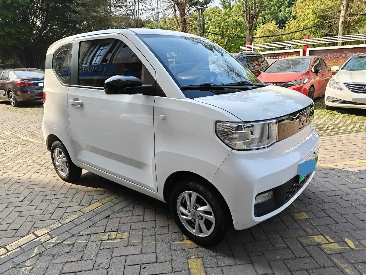 2020 WuLing HongGuang MINI EV BEV 9KWH,autocango,china used car exporter,china ev exporter,chinese used car exporter,chinese used ev exporter